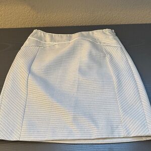 White House Black Market Textured Cream striped Pencil Skirt with shimmer size 2